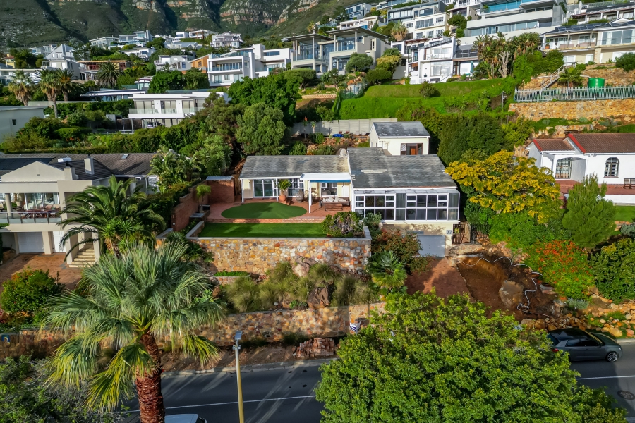 5 Bedroom Property for Sale in Camps Bay Western Cape